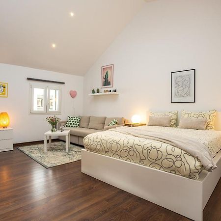 4 Us Apartment Split Ngoại thất bức ảnh