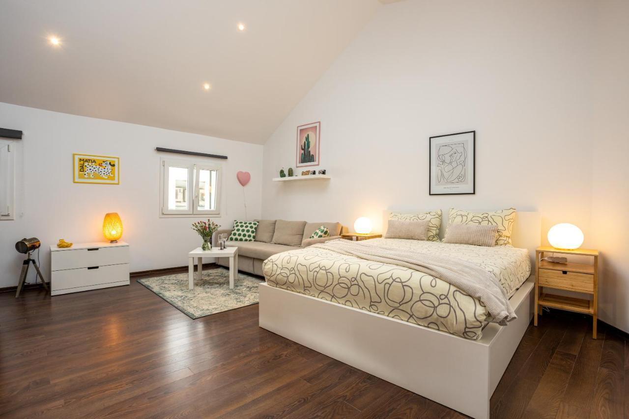 4 Us Apartment Split Ngoại thất bức ảnh