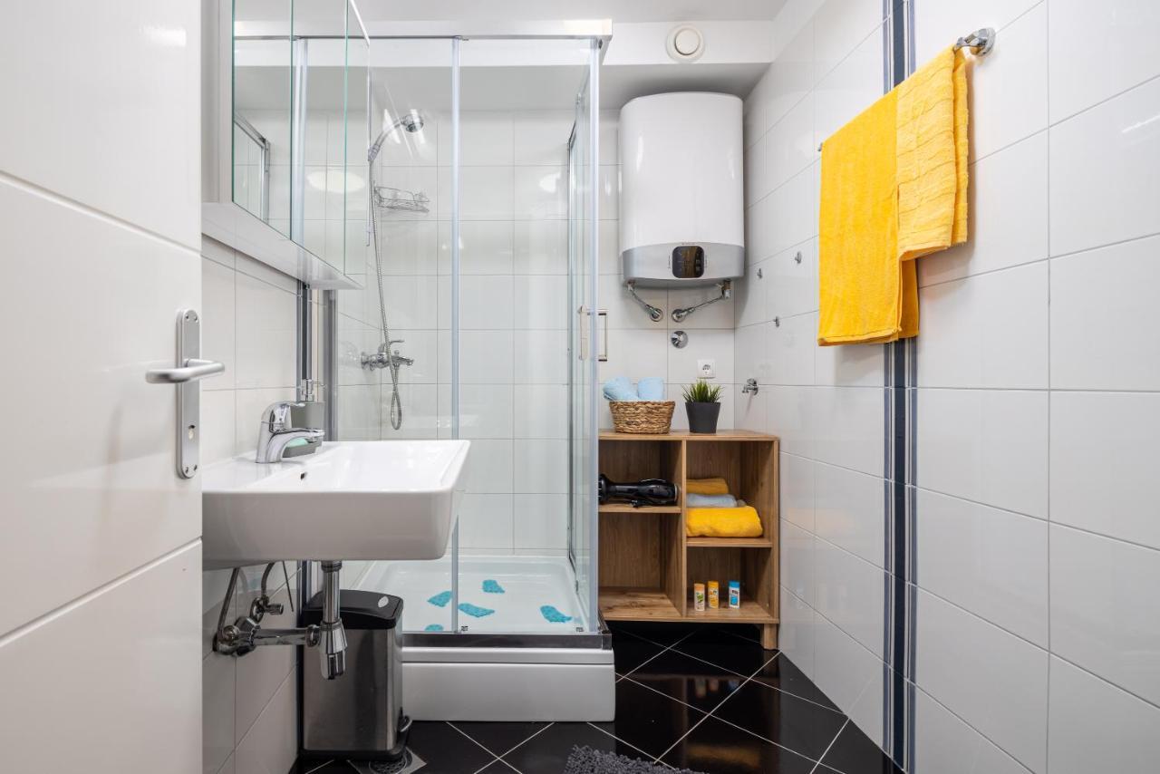 4 Us Apartment Split Ngoại thất bức ảnh